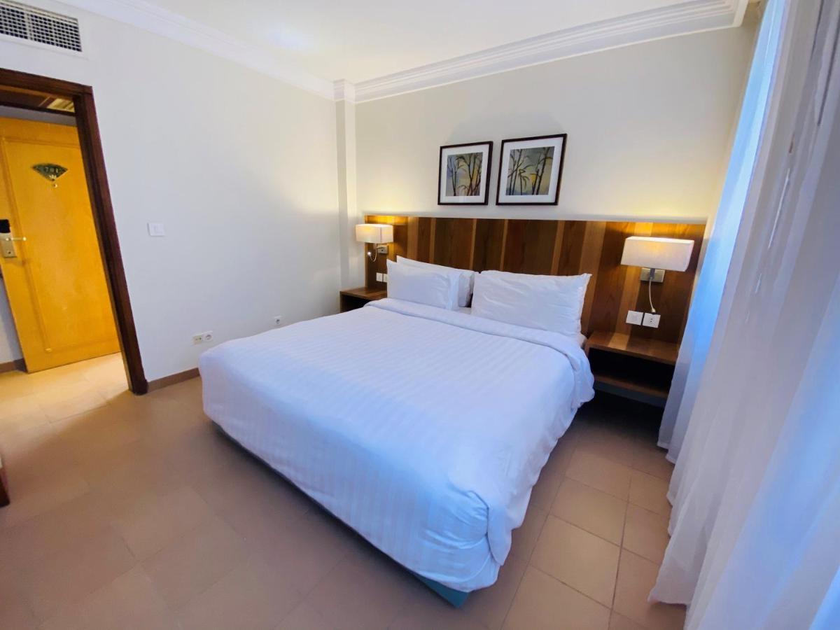 Apartmanhotel & Serviced By Marriott 5*