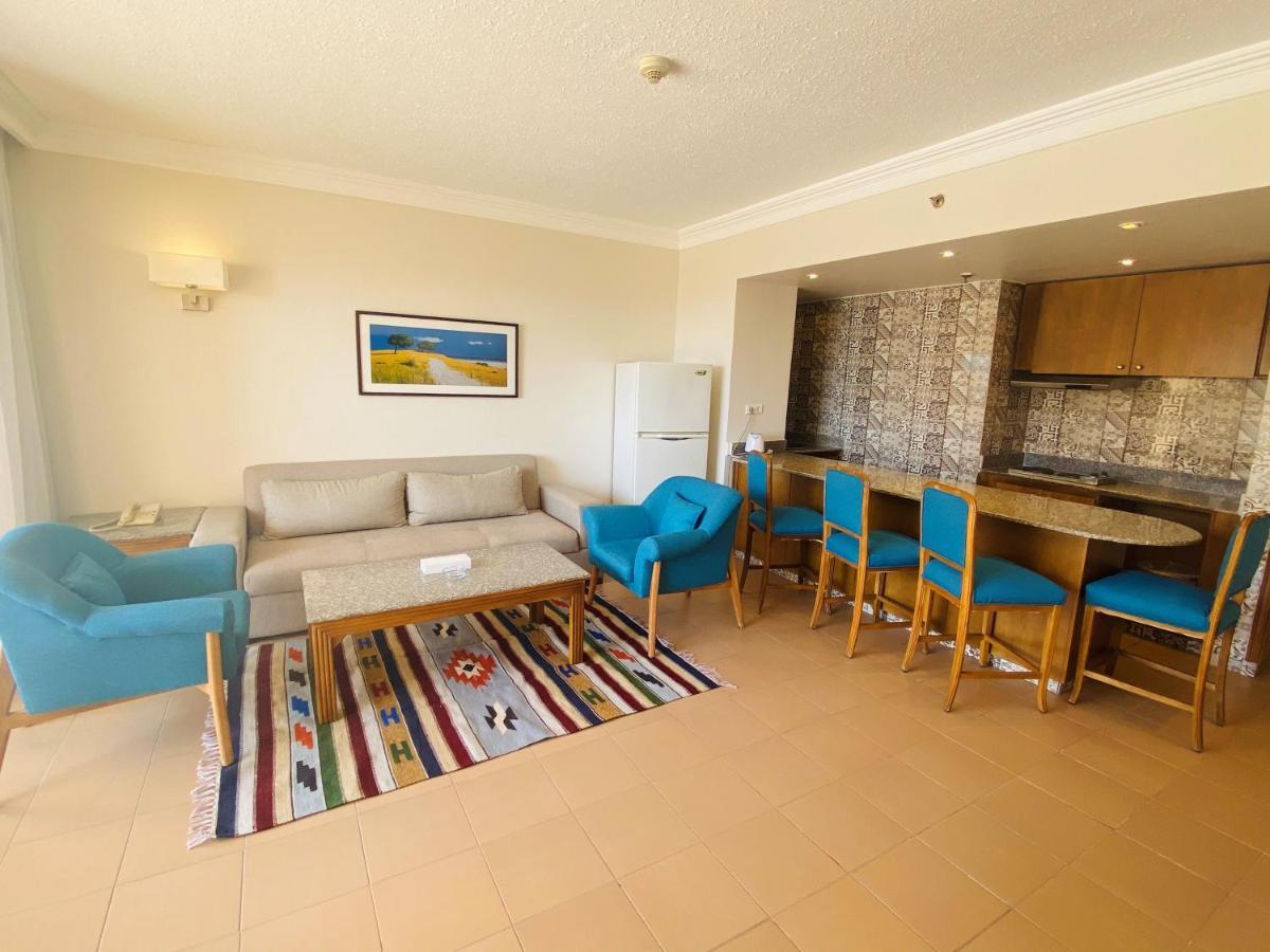 Apartmanhotel & Serviced By Marriott 5*
